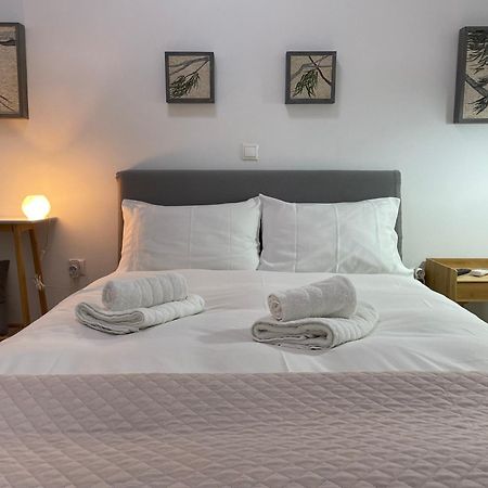 Mosaic Art Apartment In Plaka Athens Ngoại thất bức ảnh